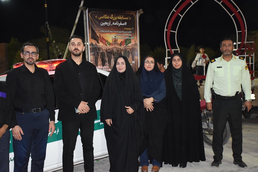 صدیقه سعادتمند بخشدار مرکزی دشتستان - اربعین دهقاید 1