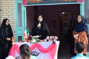 صدیقه سعادتمند بخشدار مرکزی دشتستان - بازگشایی مدارس