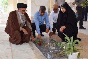 صدیقه سعادتمند بخشدار مرکزی دشتستان - گلزار شهدا دالکی